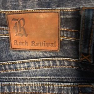 Rock revival men’s straight leg jeans